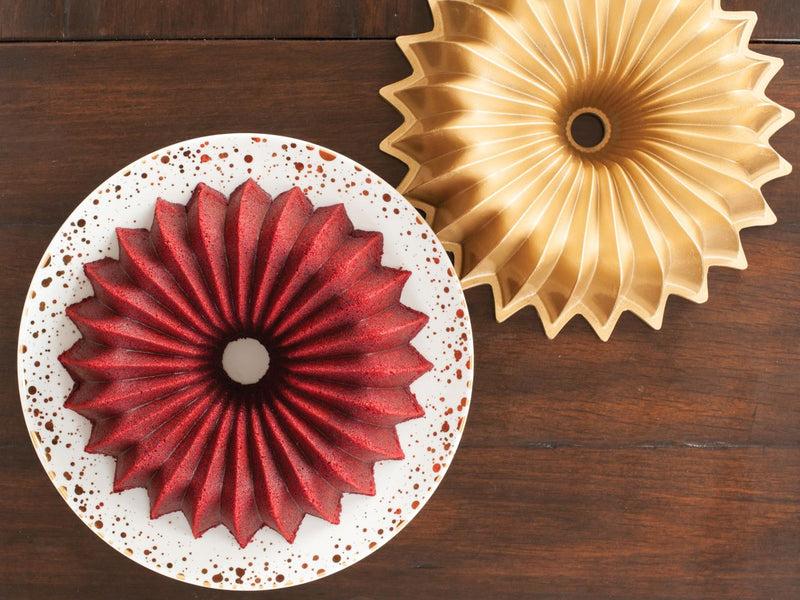 Nordic Ware Brilliance Bundt Pan small