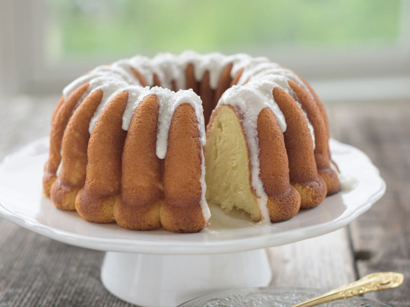 Nordic Ware Elegante Party Bundt Pan